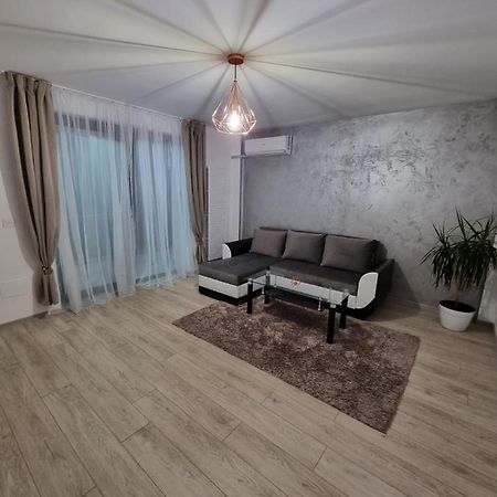 Ferienwohnung Dreams Escape Craiova Exterior foto